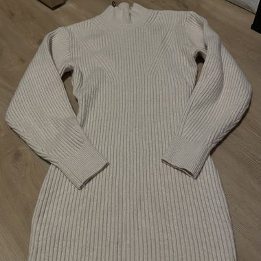 Wollen Kleid