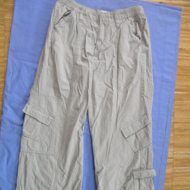 weite Cargohose, grau, für lange Beine