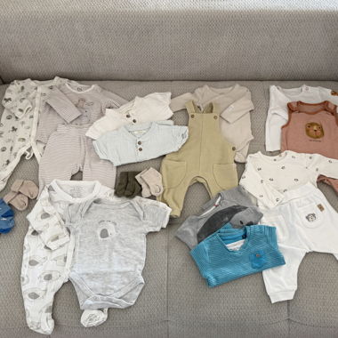 Ensemble body bébé et combinaison