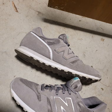 Sneaker