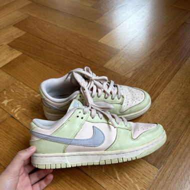 Nike dunk low 