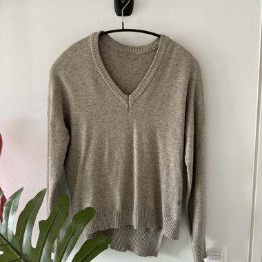 beige sweater