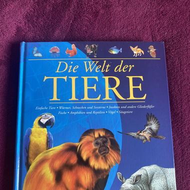 Buch über Tiere