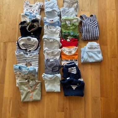 Ensemble bébé bodies & shorts