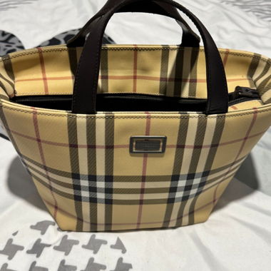 Burberry bag original