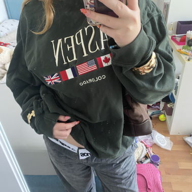 Brandy Melville oversized Sweater 