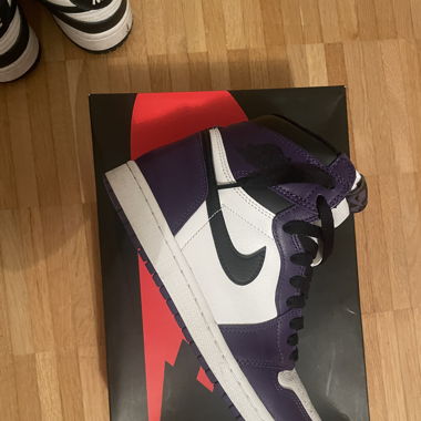 Jordan high 1 OG “Court Purple High”