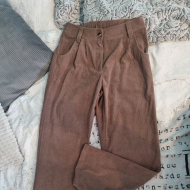 "STOFFHOSEN" 