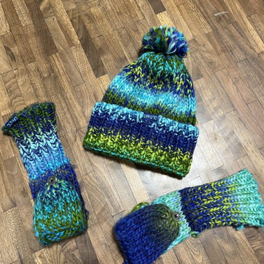 Kappe mit Handschuhe