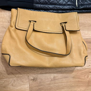 Michael-Kors-Shopper
