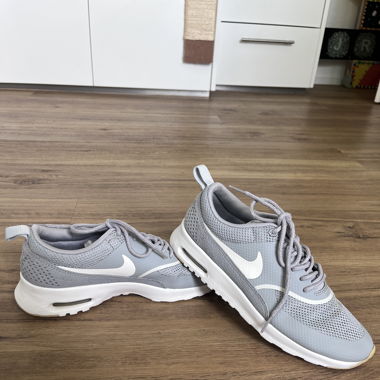 Nike Air Max Thea grau 37.5