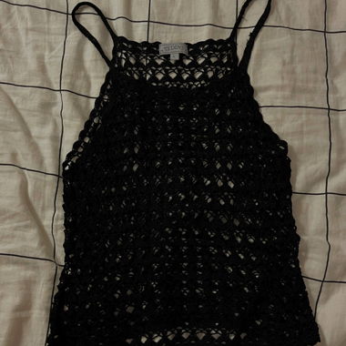 Holes Top