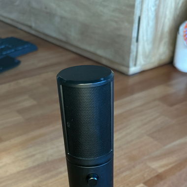 RAZER Seiren Emote Mikrofon