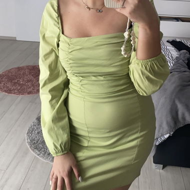 Kleid von Bershka
