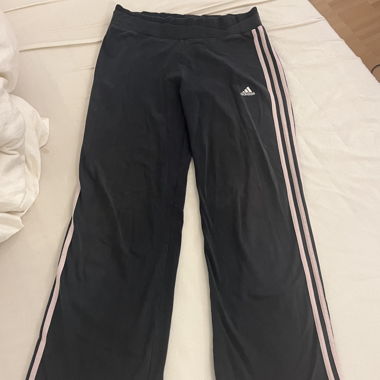 Adidas Jogginghose/ Trainer