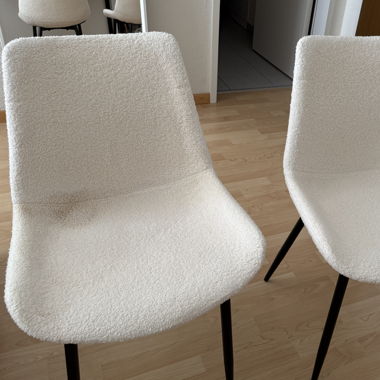 Stuhle weiss 