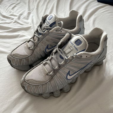 Nike Shox