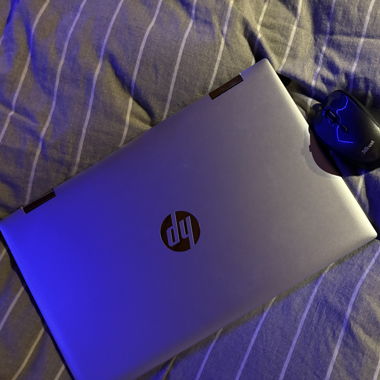 Laptop 