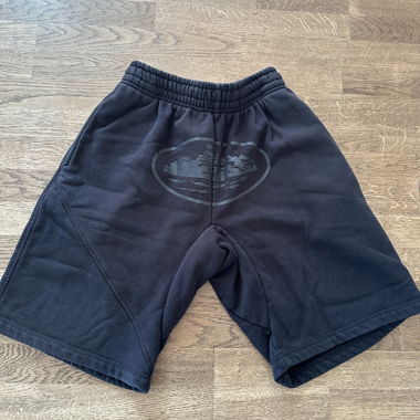 Short Corteiz