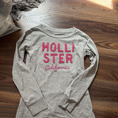 Maglietta Hollister a maniche lunghe
