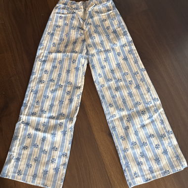 Pantalons à fleurs