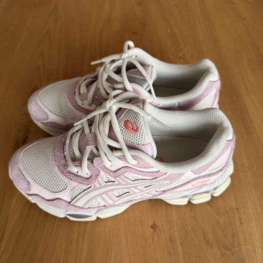 Asics Gel NYC