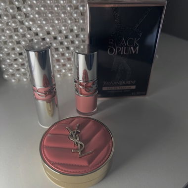 Loveshine Lip Oil Gloss. Tono 44