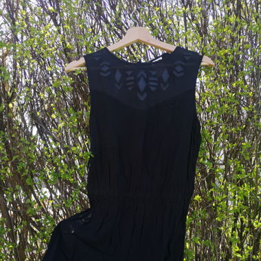 kurzes schwarzes Kleid