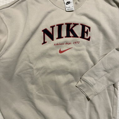 Beige Nike Sweatshirt XS