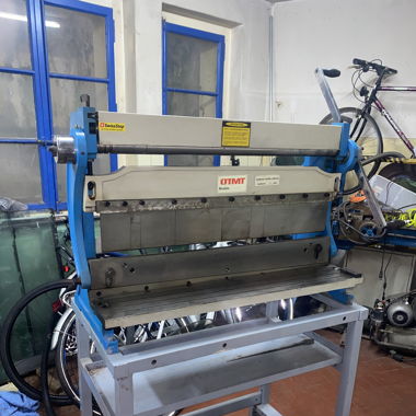Machine 3 en 1 plieuse rouleuse et cisaille 75mm