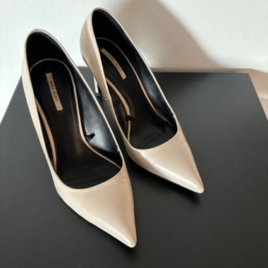 Zara Pumps Cream Size 37