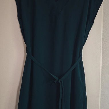 Vila dress with waist belt in beautiful dark green