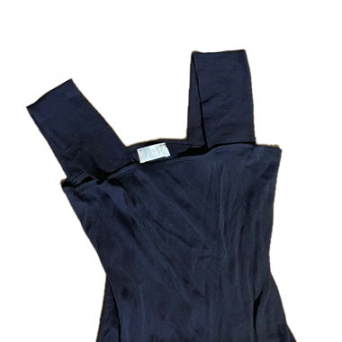 Schwarzes Top