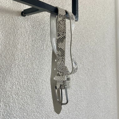 Cintura effetto serpente