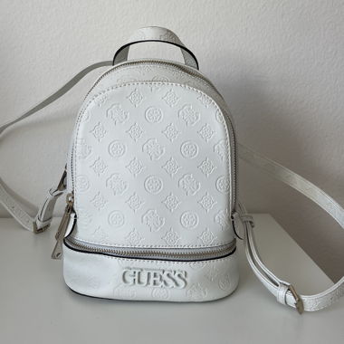 Guess Rucksack (weiss)
