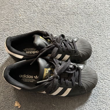 adidas superstars