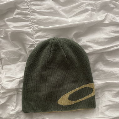 Green and khaki Oakley beanie
