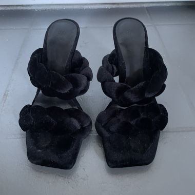 H&M Schwarze Mules mit Absatz - Sandale - 37 H&M