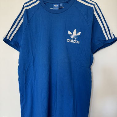 Adidas T-shirt