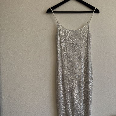 Robe à sequins provenant de la boutique ColiaShop 
