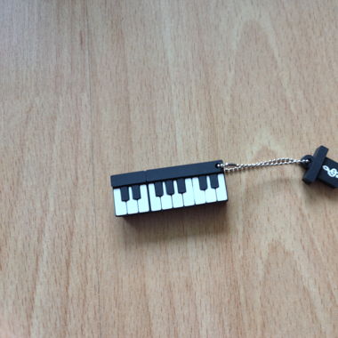 128 GB USB Flash 