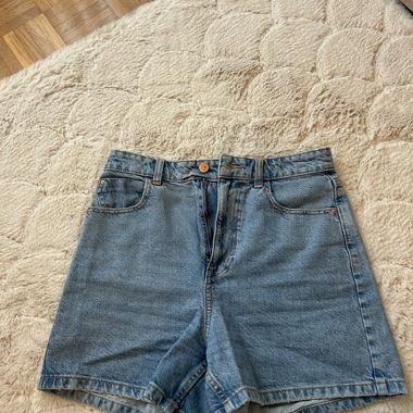 Short in denim Zara