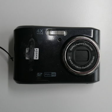 Kodak Pixpro fz45 Digital Camera with Accessories