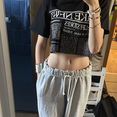 Belly-Button Crop Top with Print