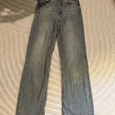 Zara Jeans