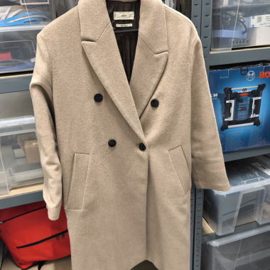 Cappotto con percentuale di lana 