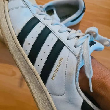 Adidas Superstar (Size 42)