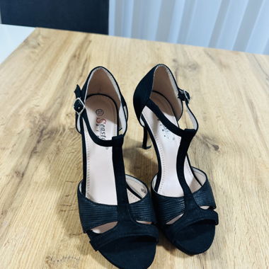 Sandalette
