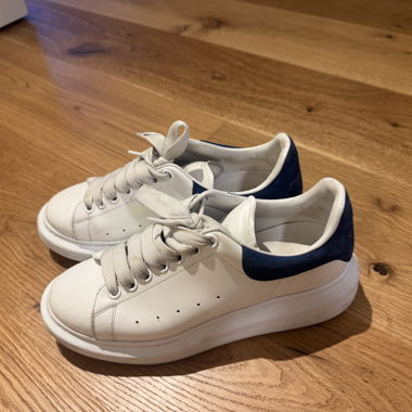 Alexander McQueen Sneaker