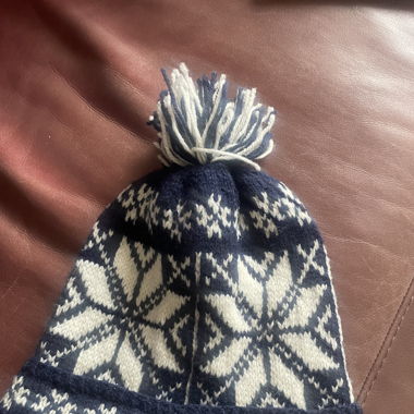 Beanie hat mütze scandi pattern pure wool wolle 